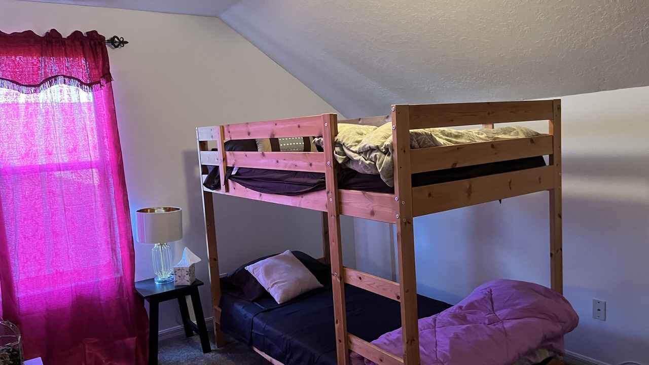 Photo of Bedroom in Oak Grove