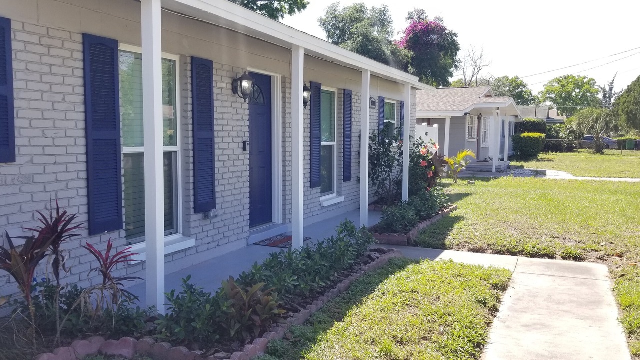 Photo of Outdoor in Carver City - Lincoln Gardens