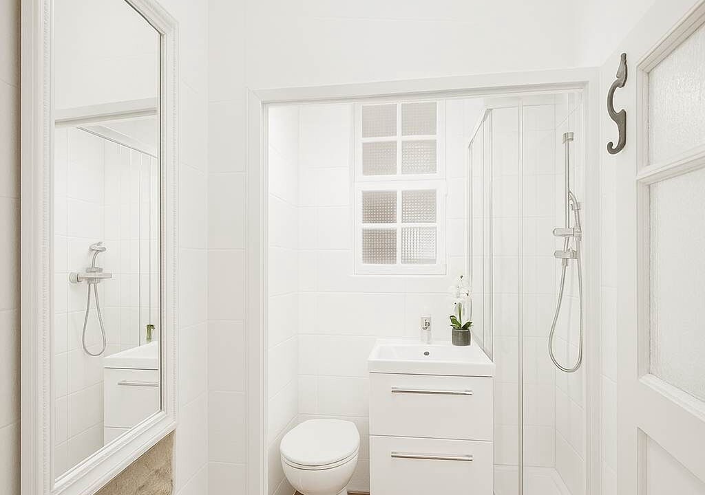Photo of Bathroom in Notre-Dame-des-Champs