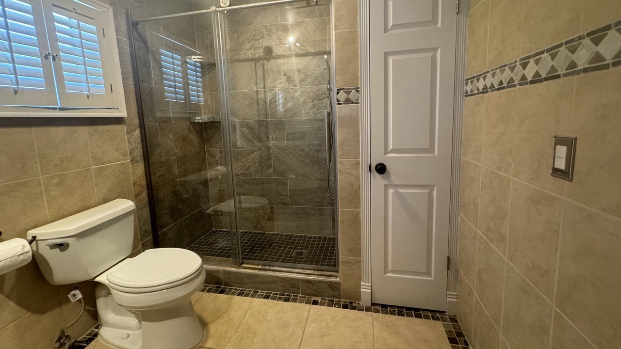 Photo of Bathroom in Lake Hamilton