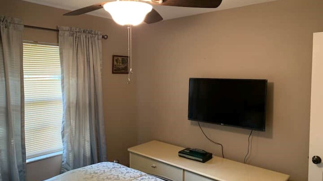 Photo of Bedroom in Doctor Phillips