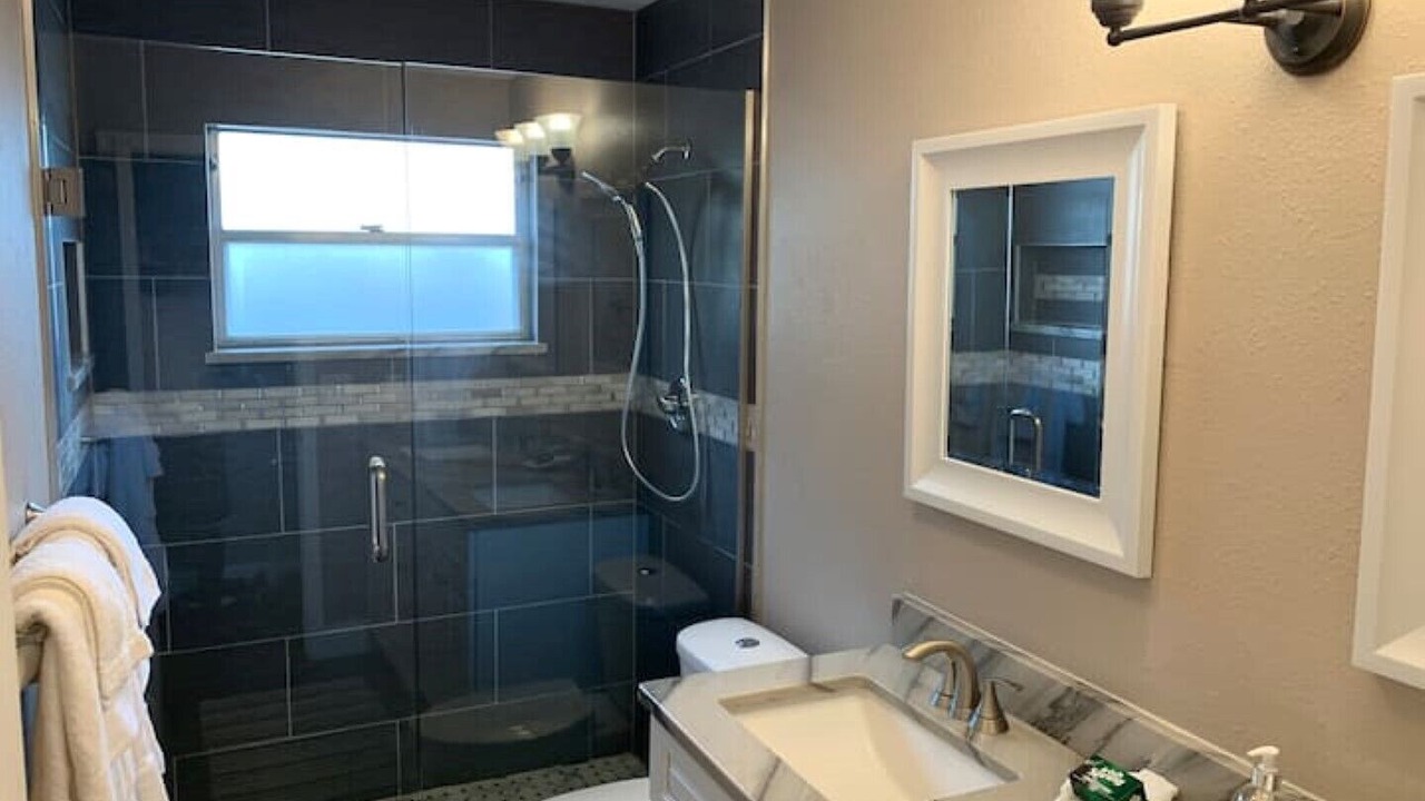 Photo of Bathroom in Doctor Phillips