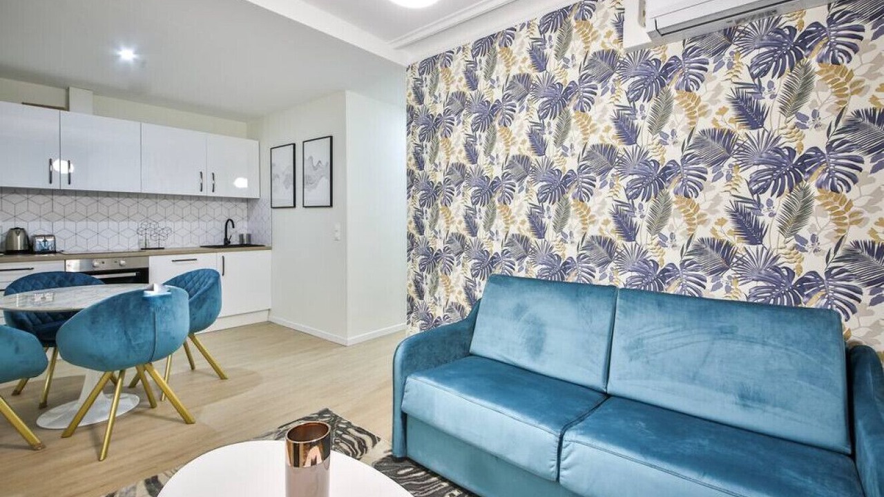 Photo of Livingroom in 8th Arrondissement