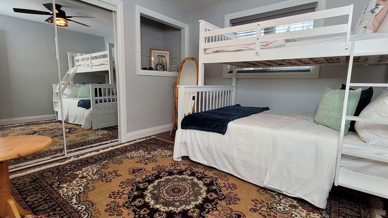 Photo of Bedroom in Machar