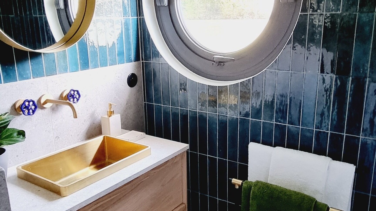 Photo of Bathroom in Puteaux