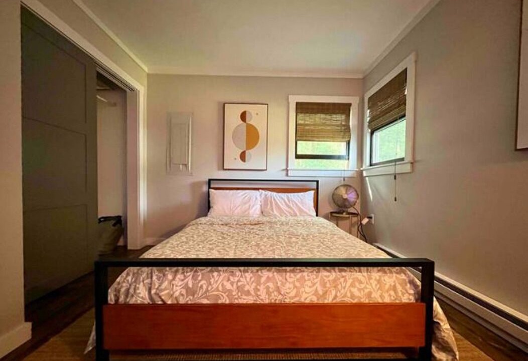 Photo of Bedroom in Town of Highland
