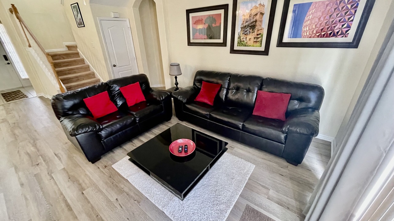 Photo of Livingroom in Tuscan Hills