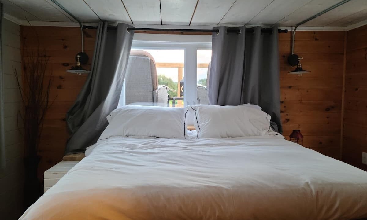 Photo of Bedroom in Barry's Bay