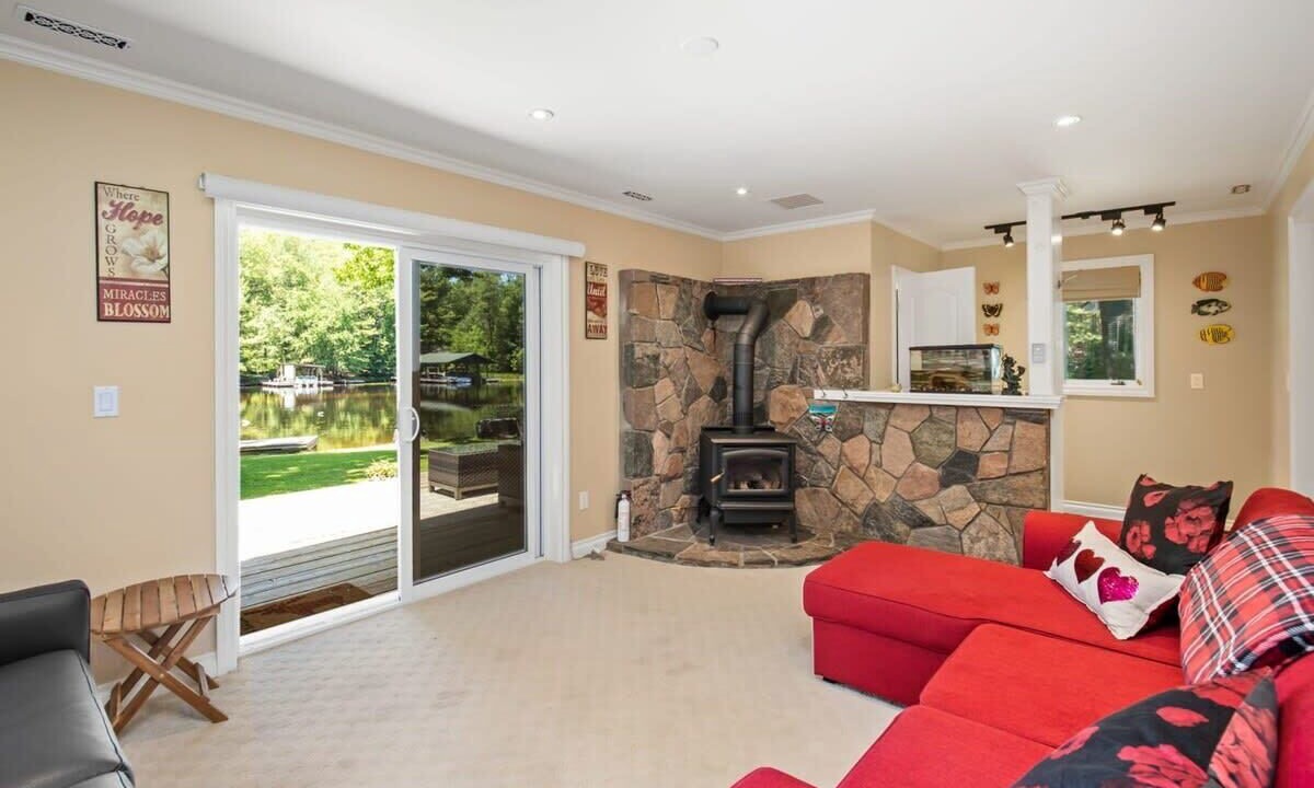Photo of Bedroom in Bracebridge