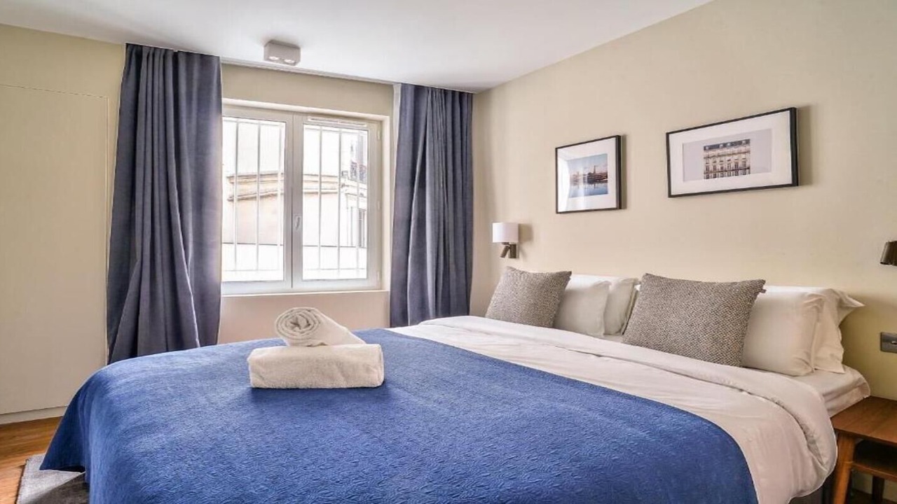 Photo of Bedroom in Latin
