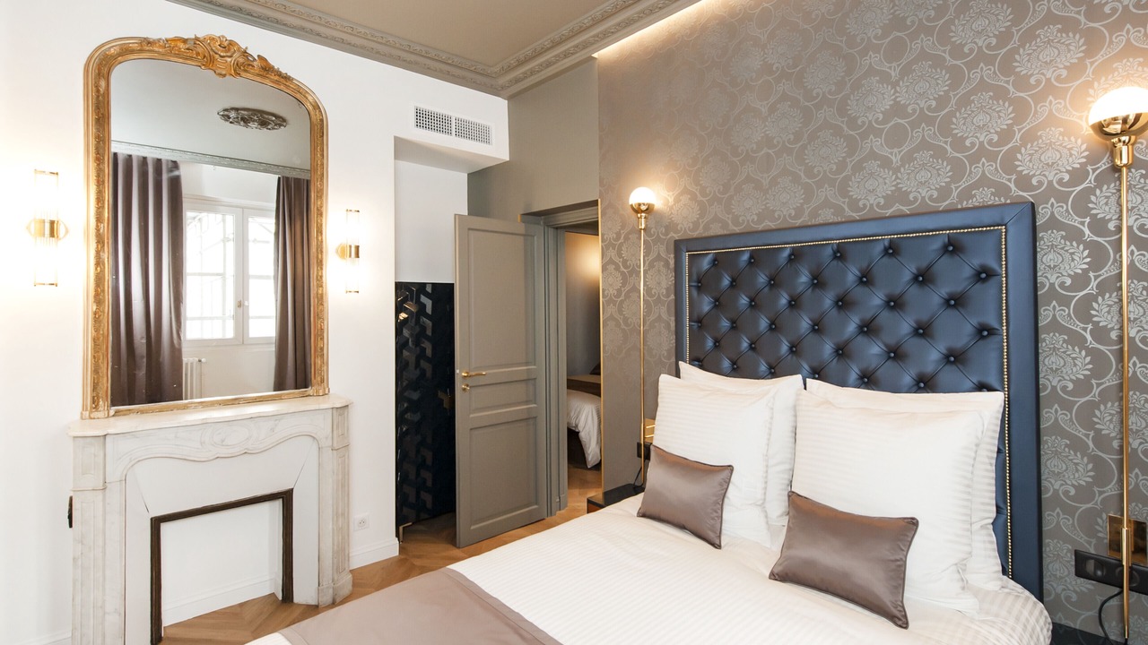 Photo of Bedroom in Champs-Elysees