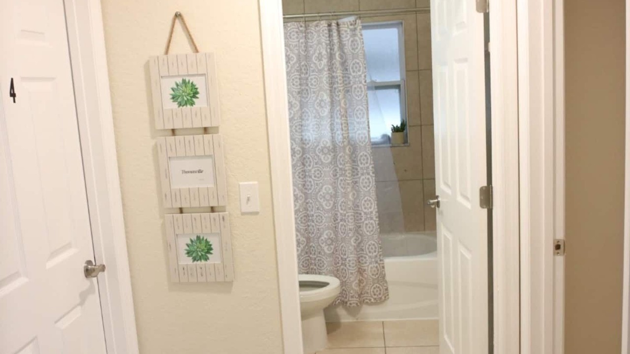 Photo of Bathroom in Lakeland