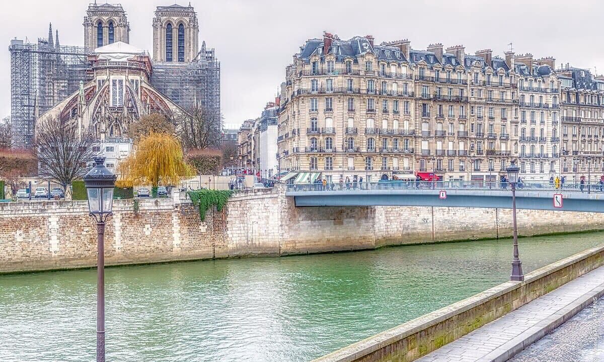 Photo of Others in Notre Dame