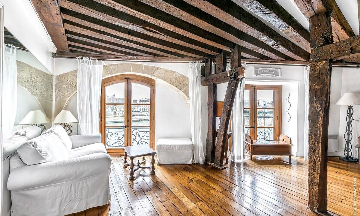 Photo of Livingroom in Notre Dame