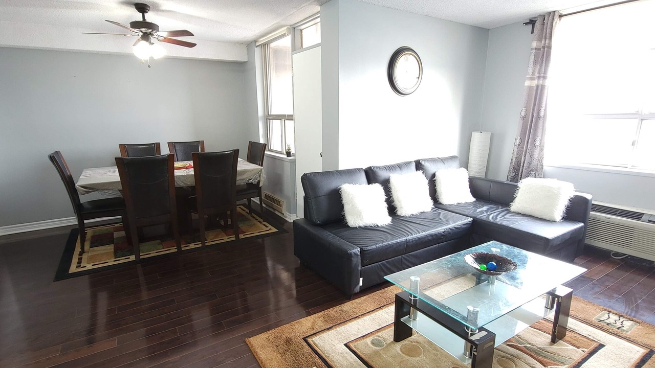 Photo of Livingroom in Humber Summit