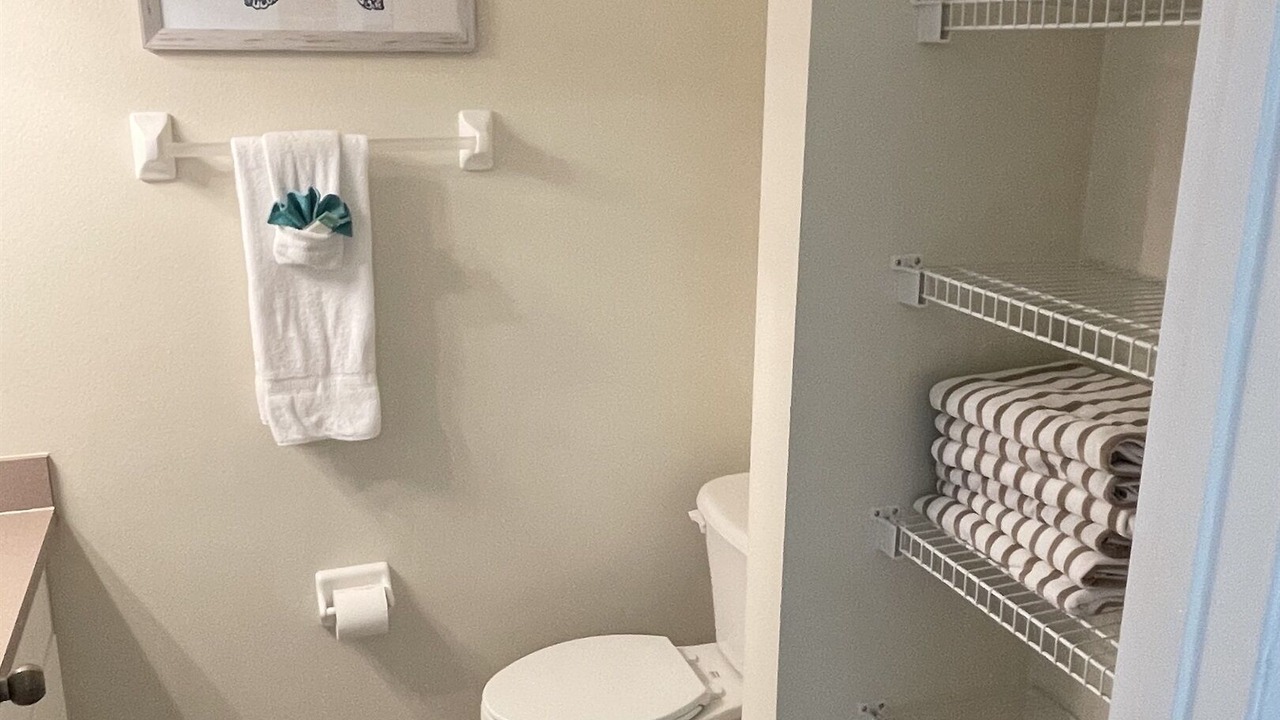Photo of Bathroom in Lake Berkley