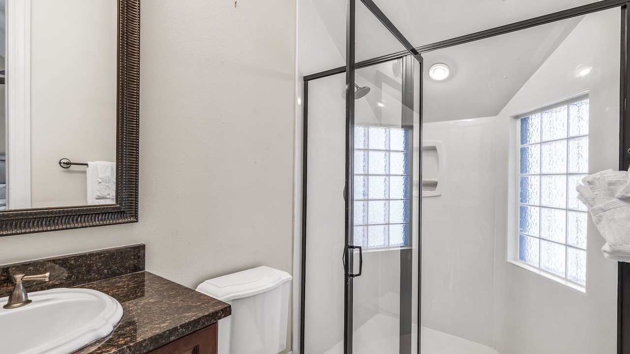 Photo of Bathroom in Baytowne Wharf