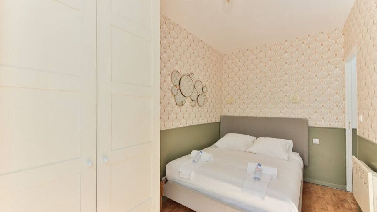 Photo of Bedroom in Combat