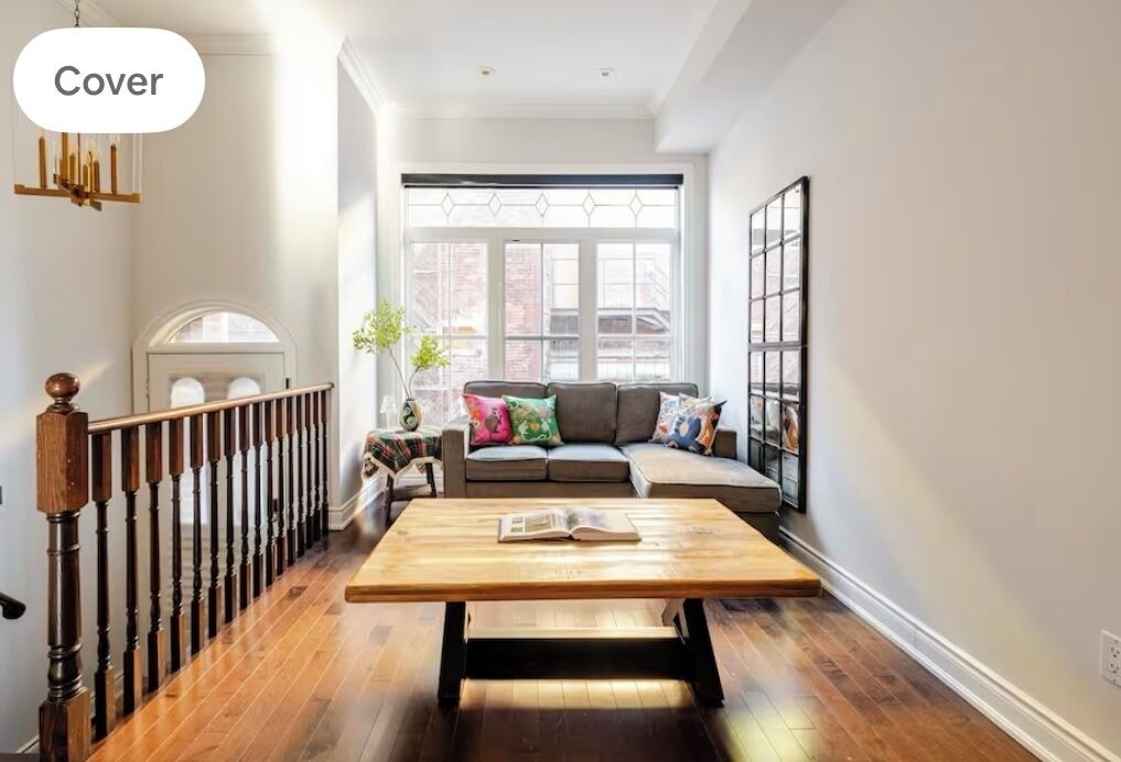 Photo of Livingroom in Cabbagetown