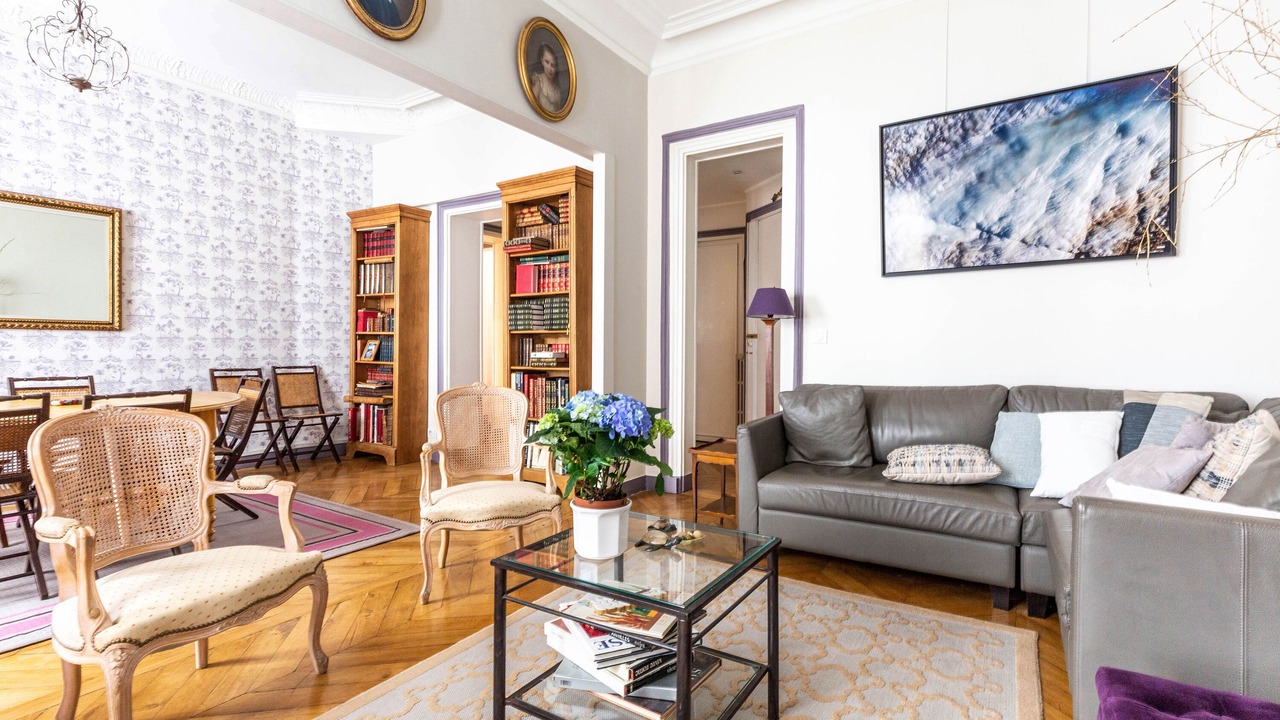 Photo of Livingroom in Notre-Dame-des-Champs