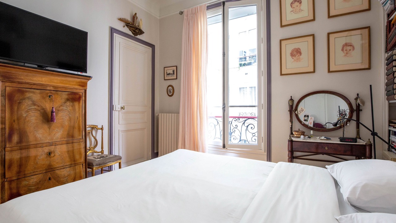 Photo of Bedroom in Notre-Dame-des-Champs