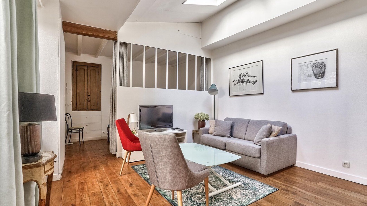 Photo of Livingroom in Levallois-Perret