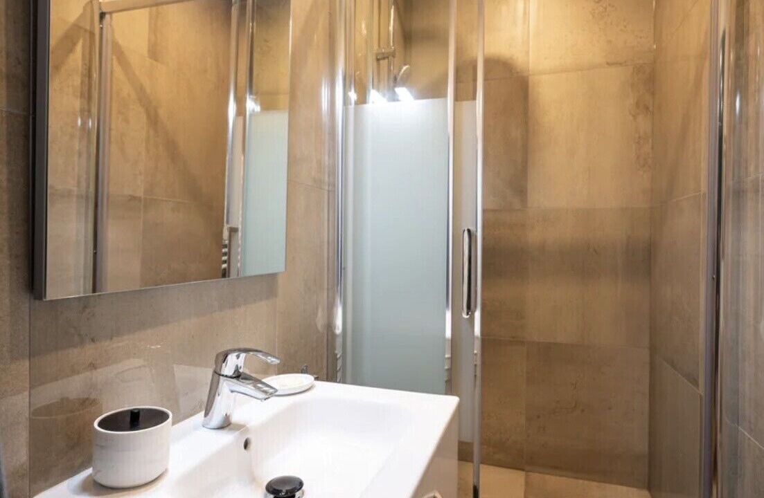Photo of Bathroom in Neuilly-sur-Seine