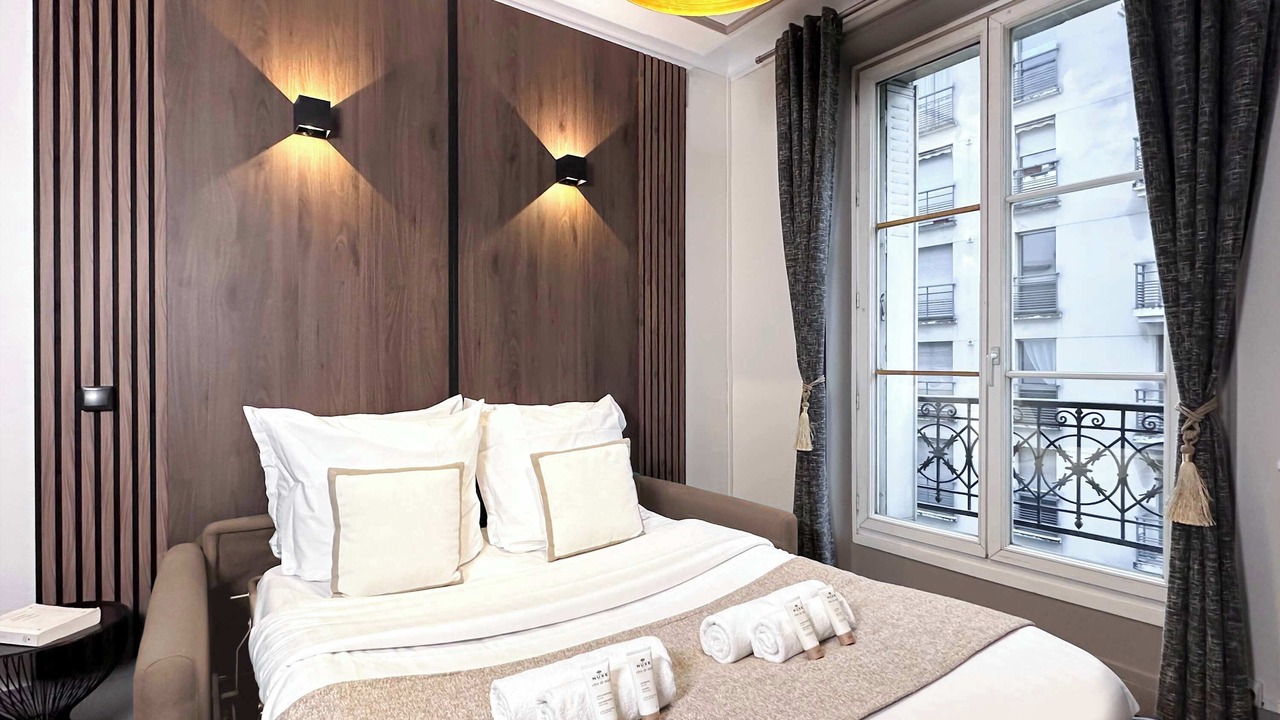Photo of Bedroom in 15th Arrondissement