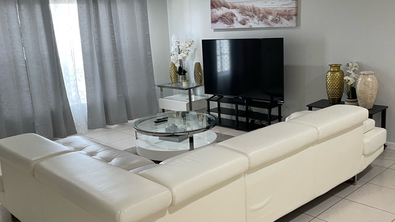 Photo of Livingroom in Sandalfoot Cove