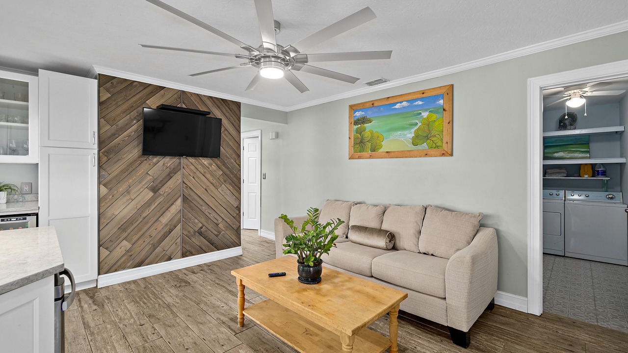 Photo of Livingroom in Indian Harbour Beach