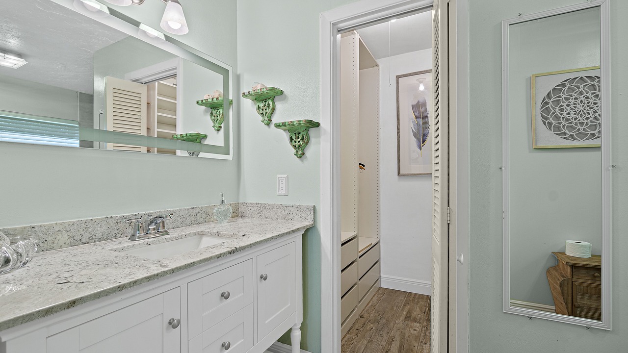 Photo of Bathroom in Indian Harbour Beach
