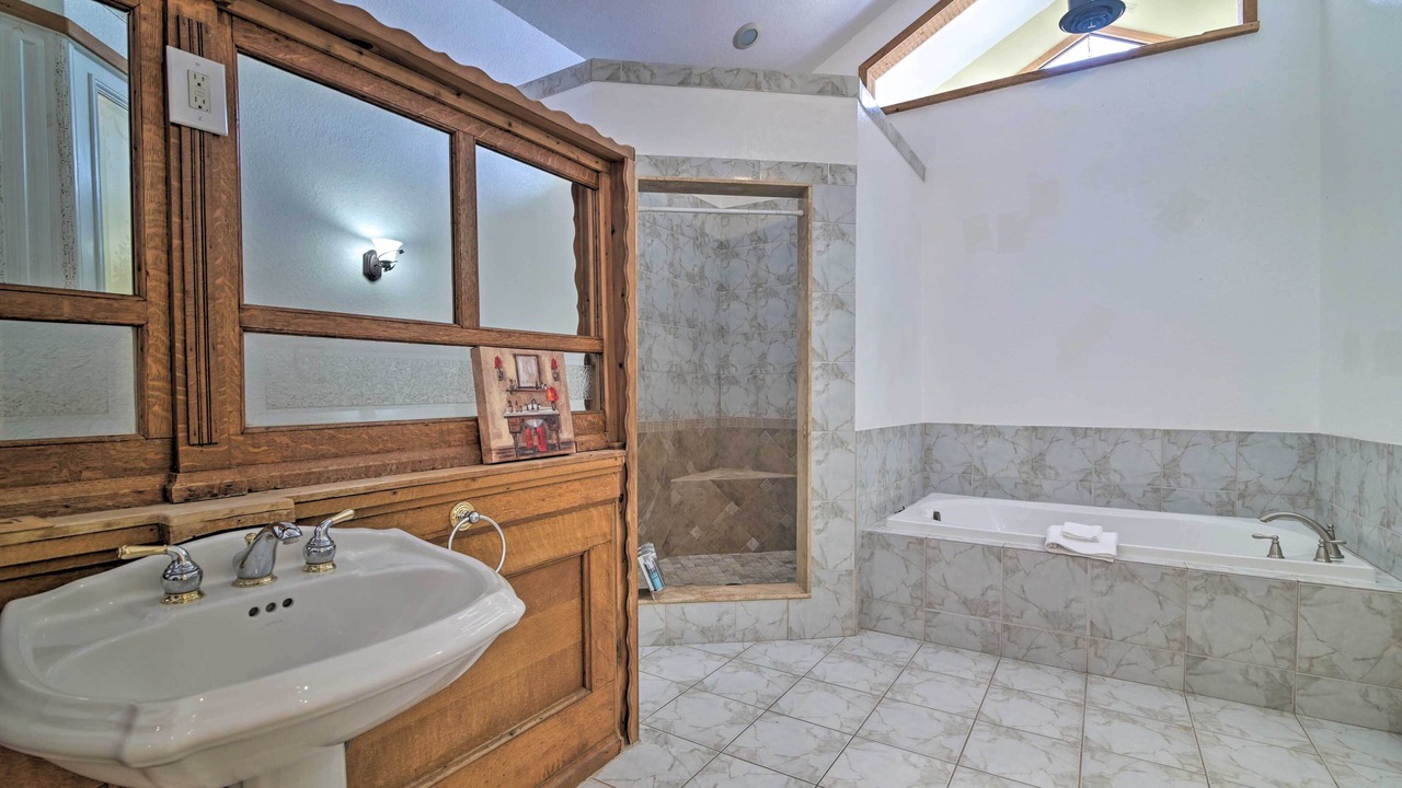 Photo of Bathroom in Valrico