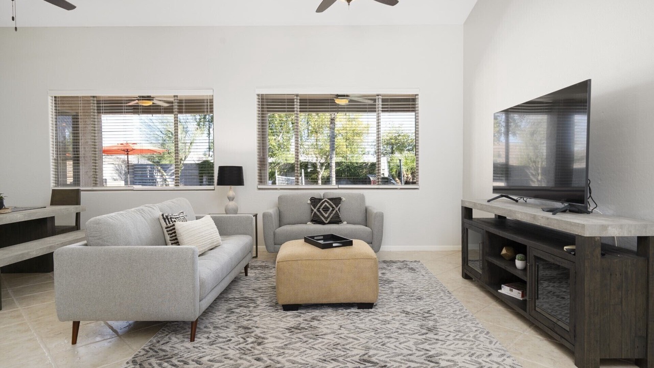 Photo of Livingroom in Greenfield Lakes