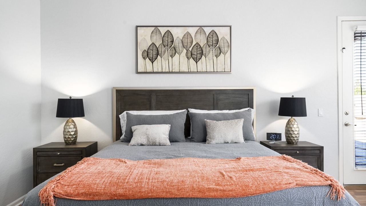 Photo of Bedroom in Greenfield Lakes