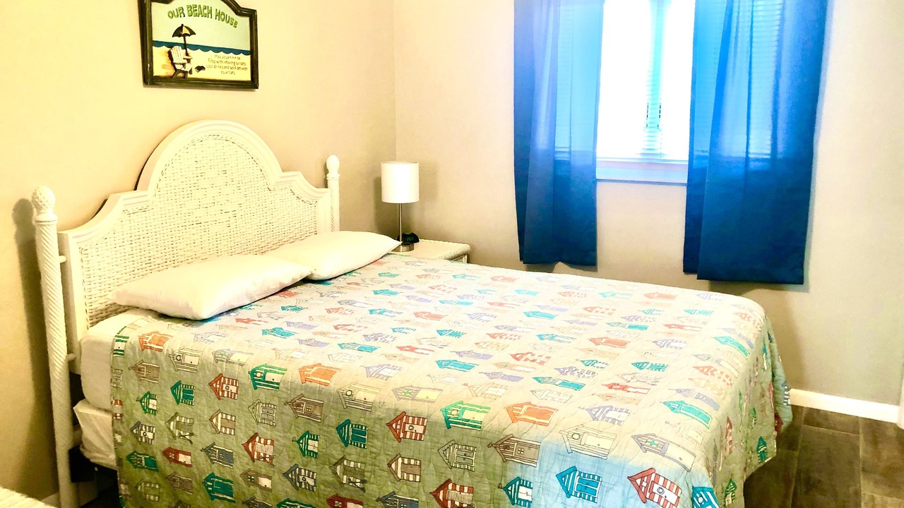 Photo of Bedroom in Melbourne Beach