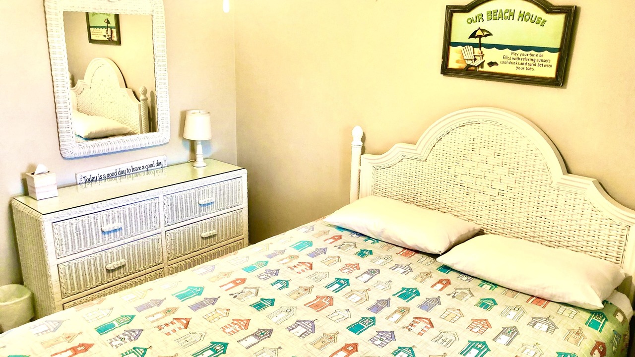 Photo of Bedroom in Melbourne Beach