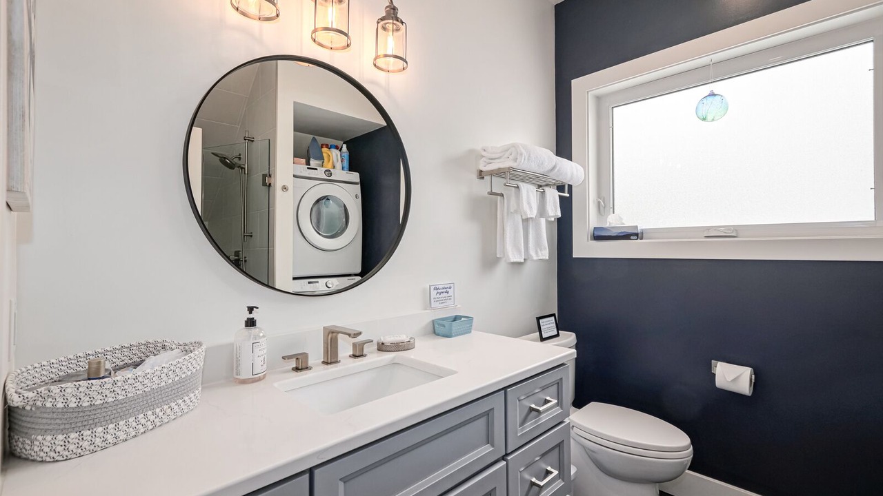 Photo of Bathroom in Clearview