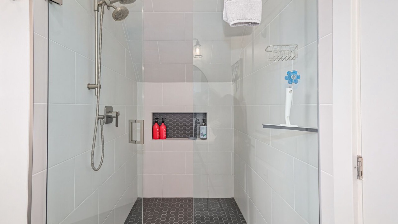 Photo of Bathroom in Clearview