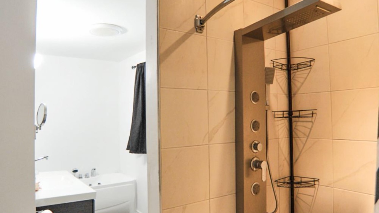 Photo of Bathroom in Kemble