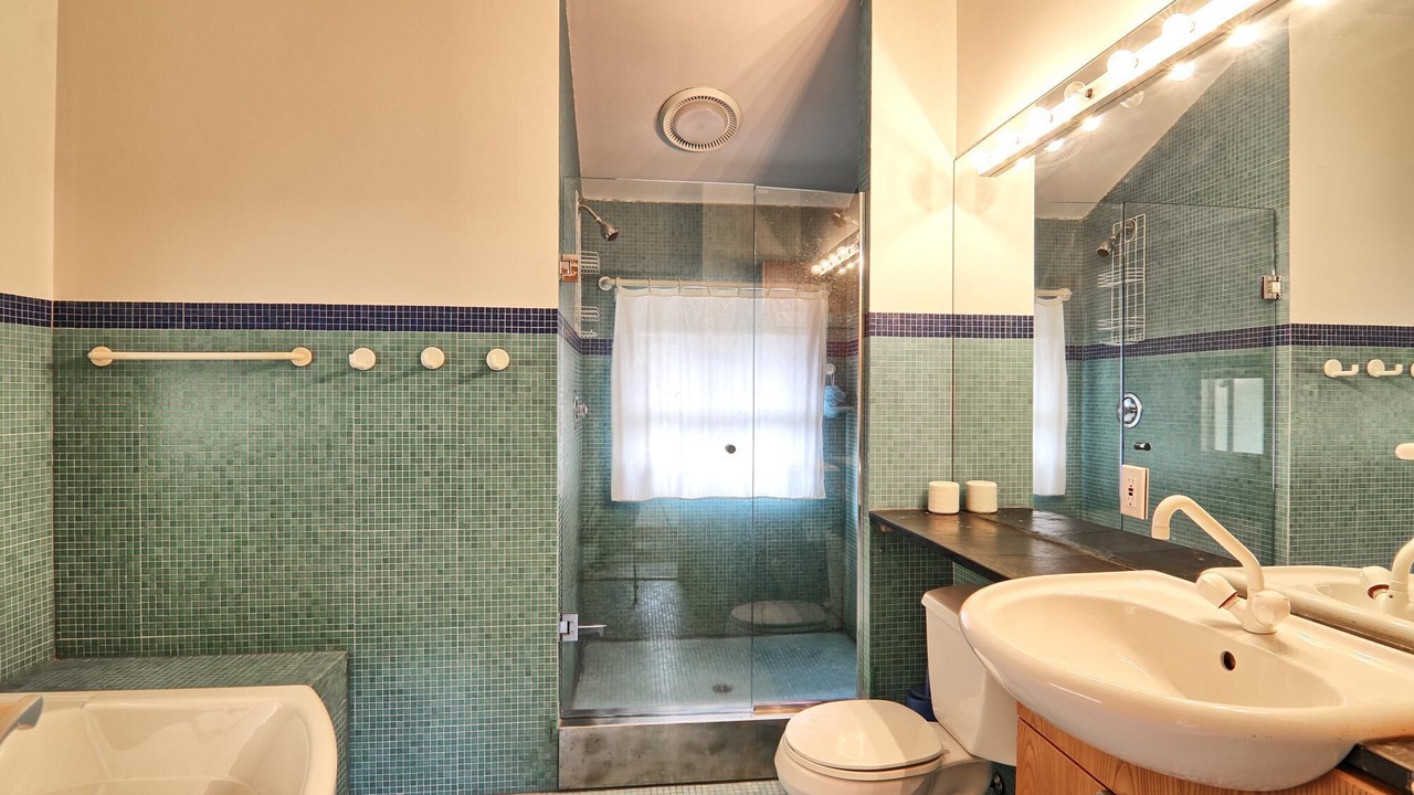 Photo of Bathroom in Torrance