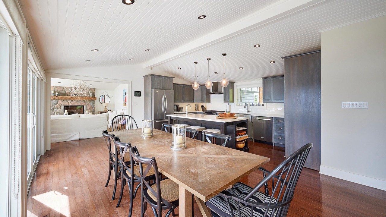 Photo of Livingroom in Muskoka Lakes