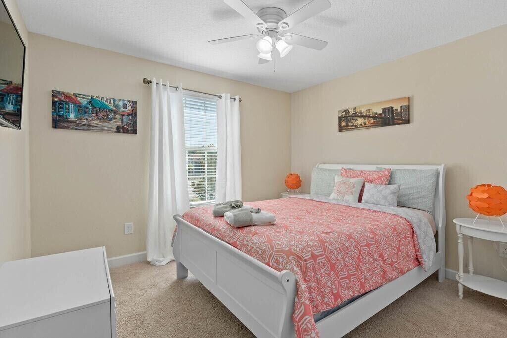 Photo of Bedroom in Lindfields