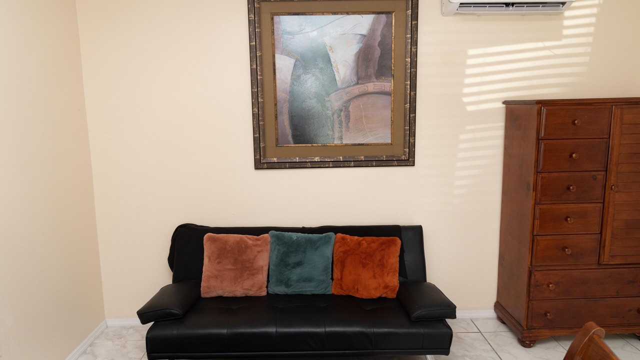 Photo of Livingroom in Fairvilla