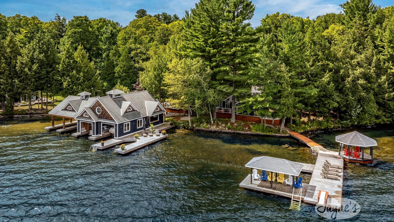 Photo of Others in Port Carling