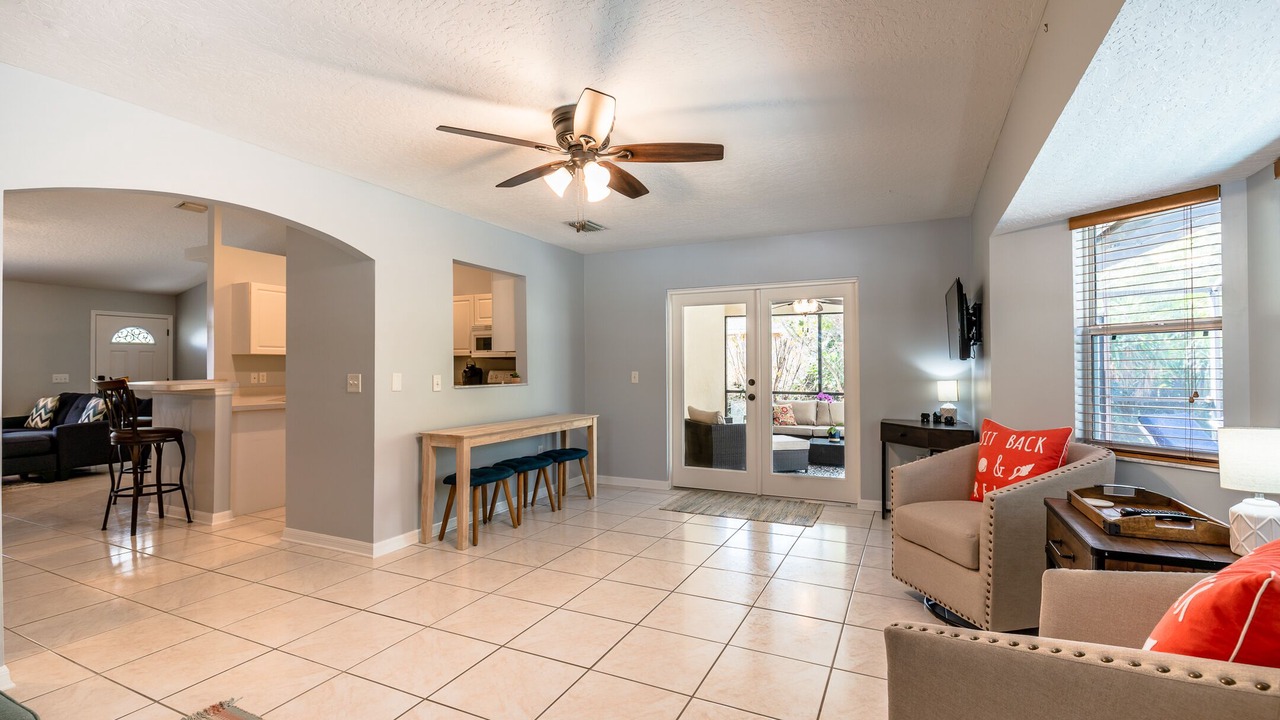Photo of Livingroom in Sebastian Highlands