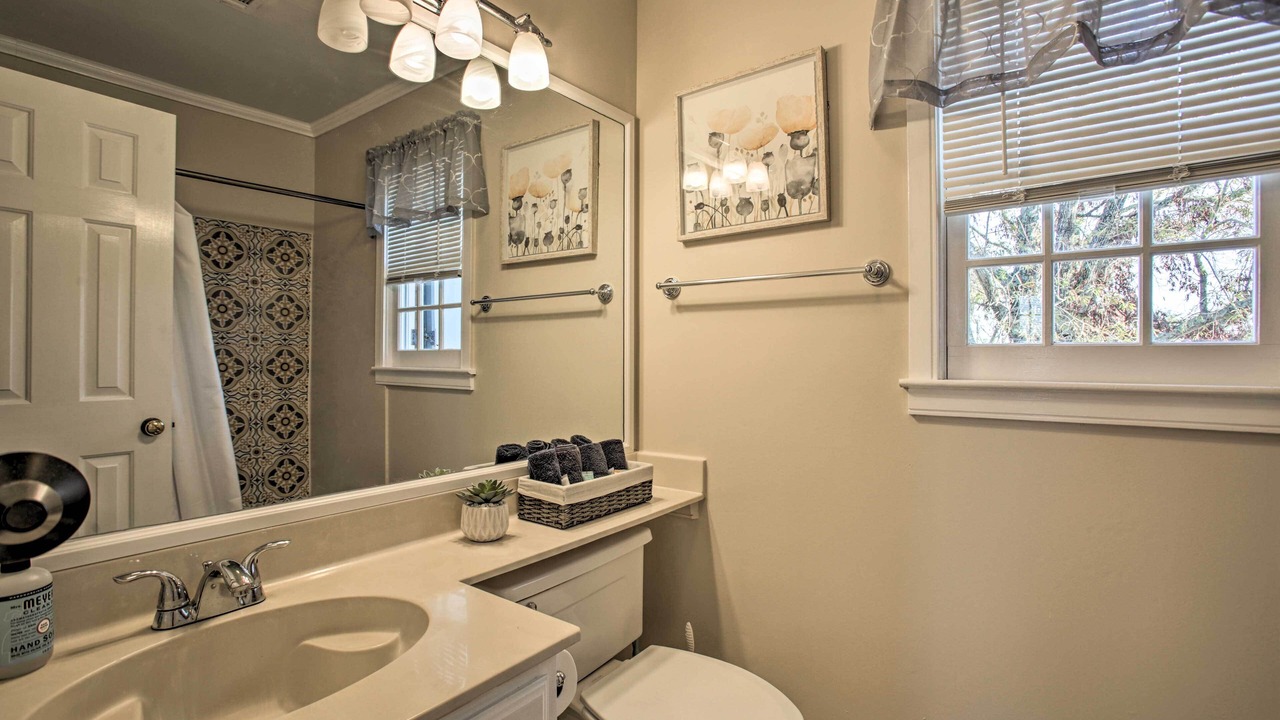 Photo of Bathroom in Madisonville