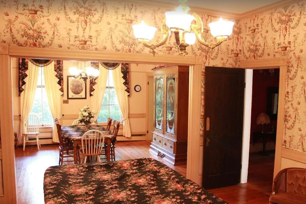 Photo of Bedroom in Beech Creek