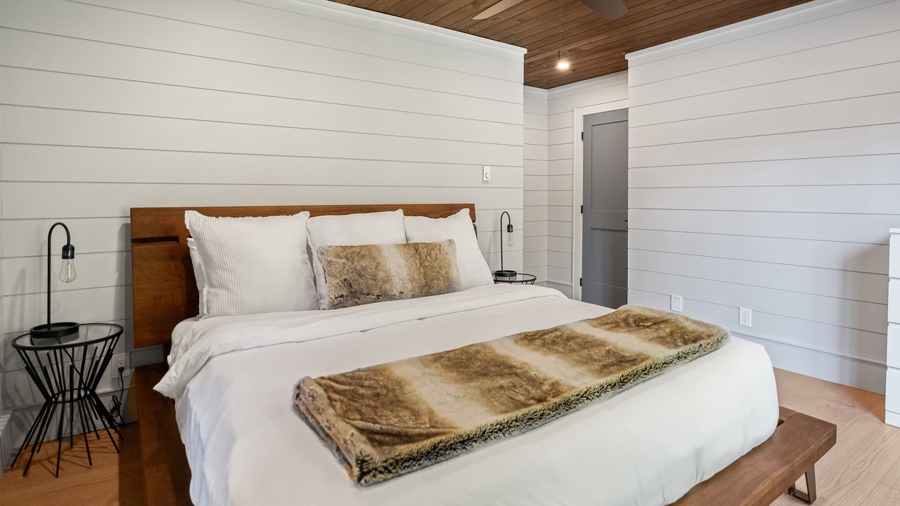Photo of Bedroom in Rosseau