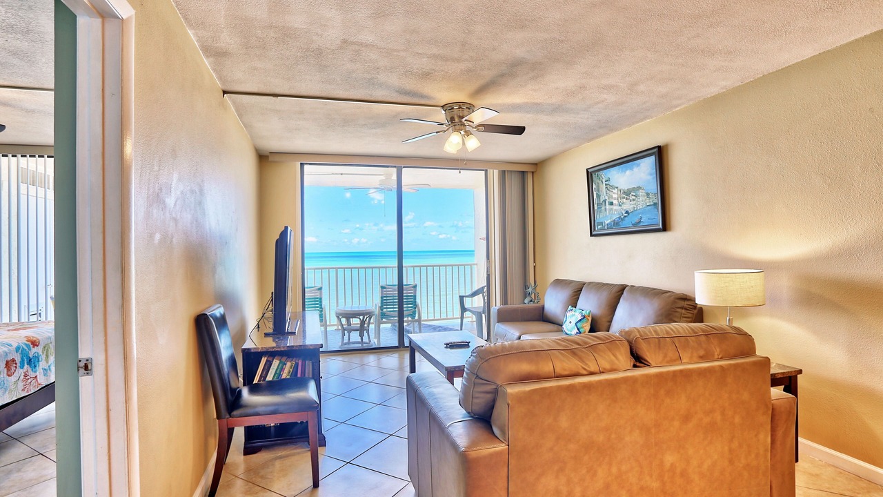 Photo of Livingroom in Indian Shores