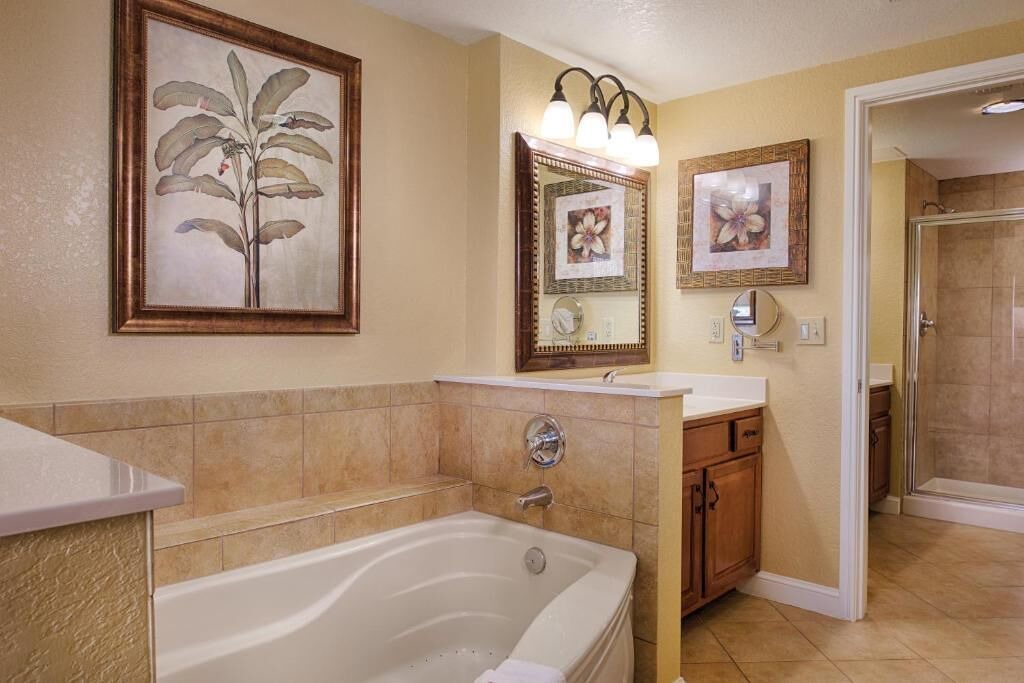 Photo of Bathroom in Lake Buena Vista